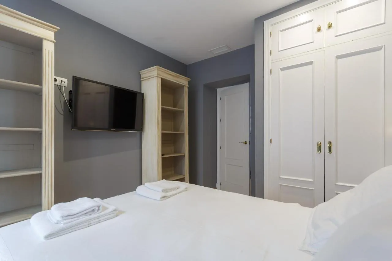 Almas Apartments Adults Only By Cadiz4Rentals