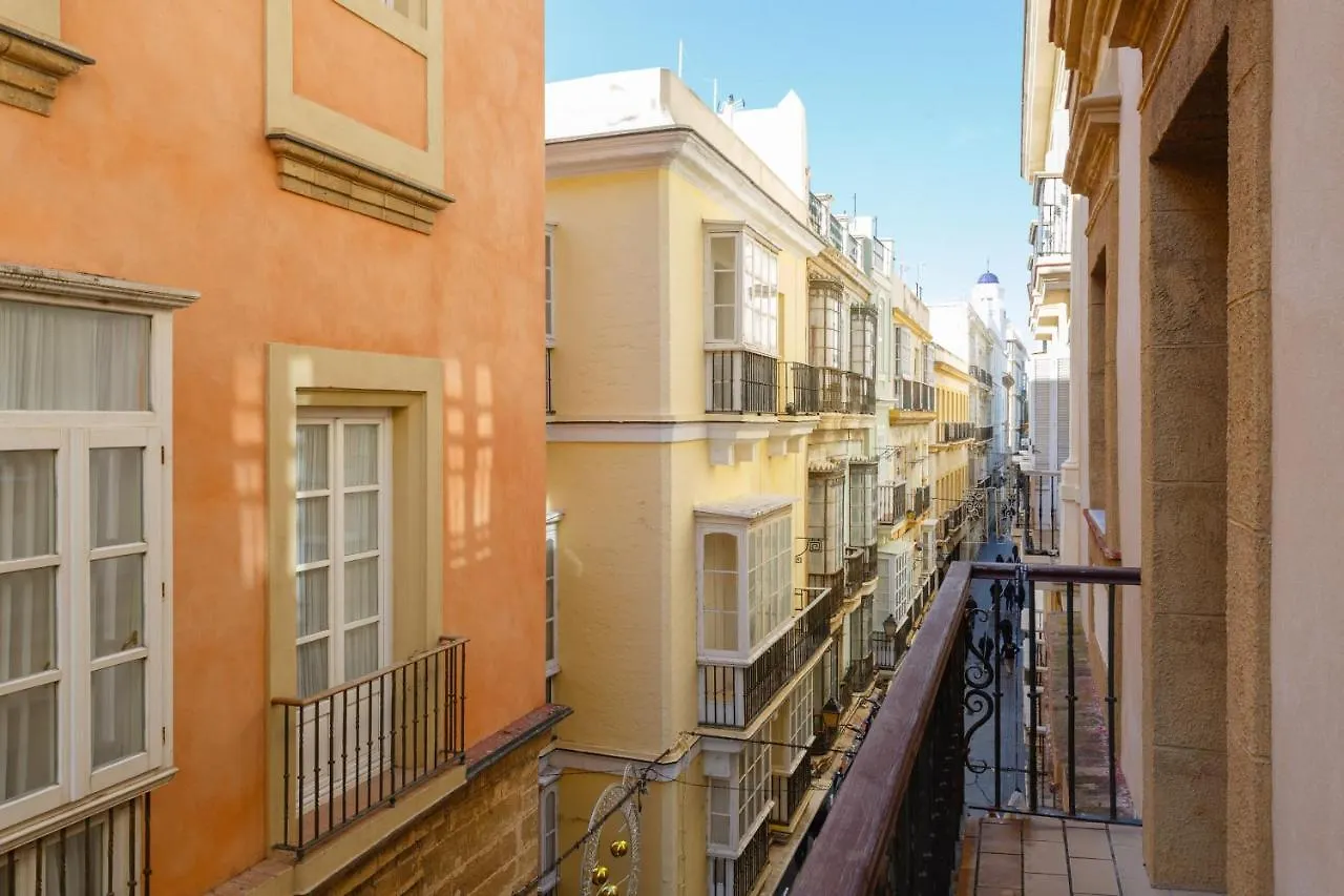 Almas Apartments Adults Only By Cadiz4Rentals