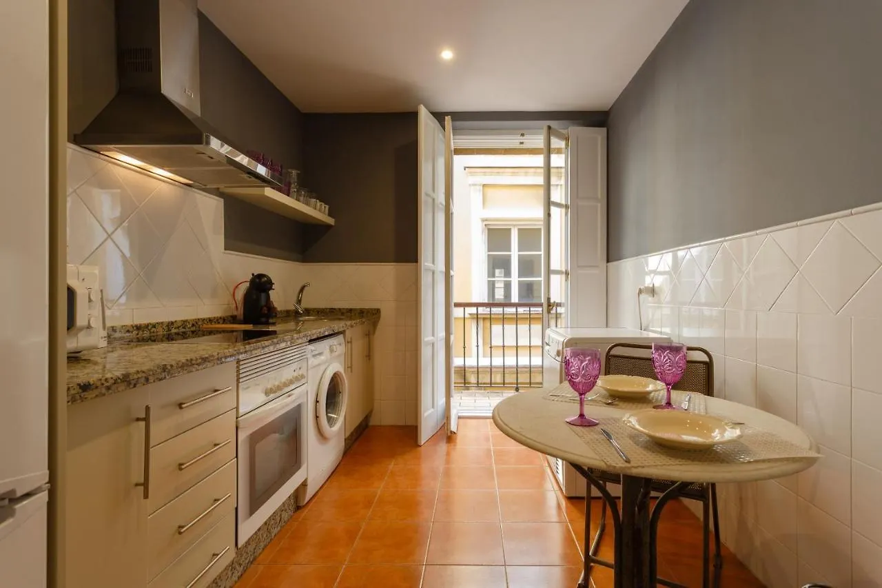 Almas Apartments Adults Only By Cadiz4Rentals
